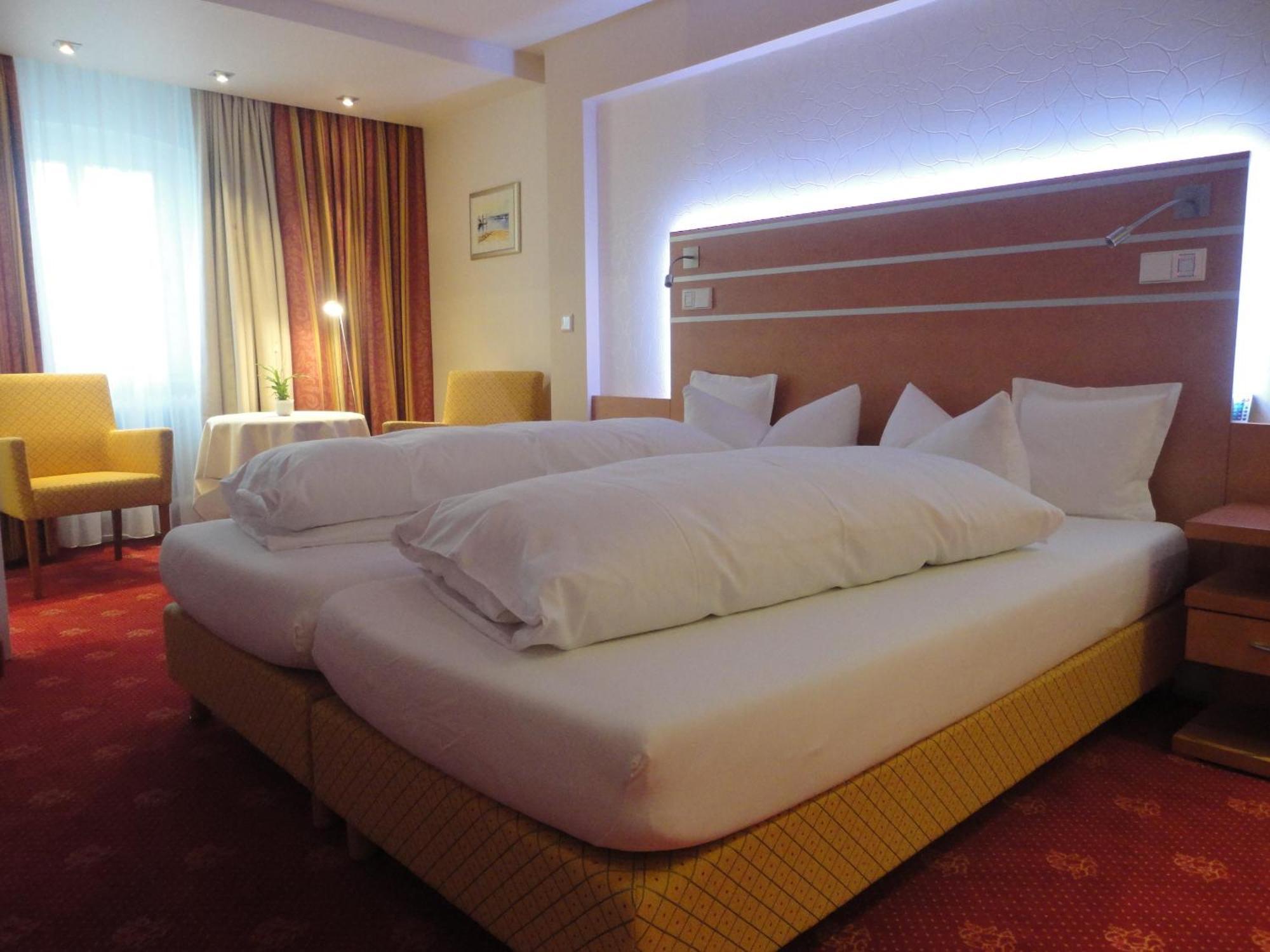 לנגנרגן Hotel Engel מראה חיצוני תמונה